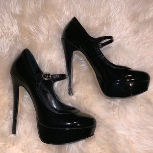 Black patent leather Bakers shoes, Size 7.5!